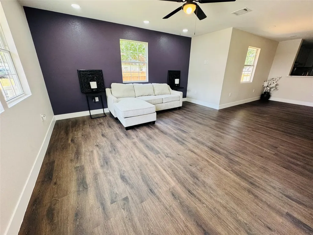 617 Persimmon Street Lockhart TX 78644