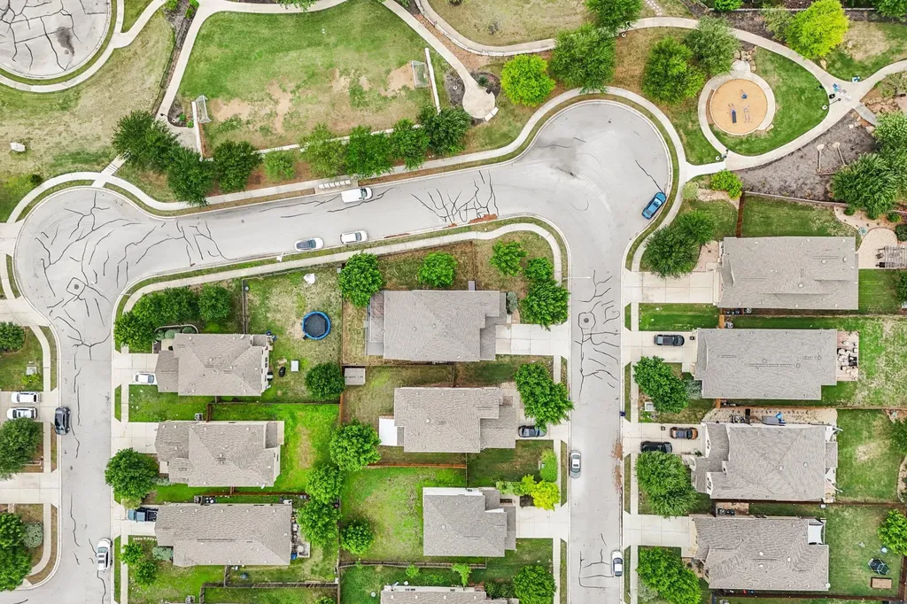 10033 Gertrudis Loop Austin TX 78747