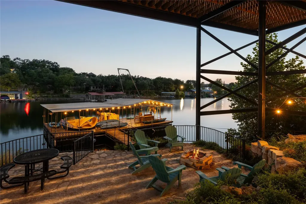 16323 Lake Loop Austin TX 78734