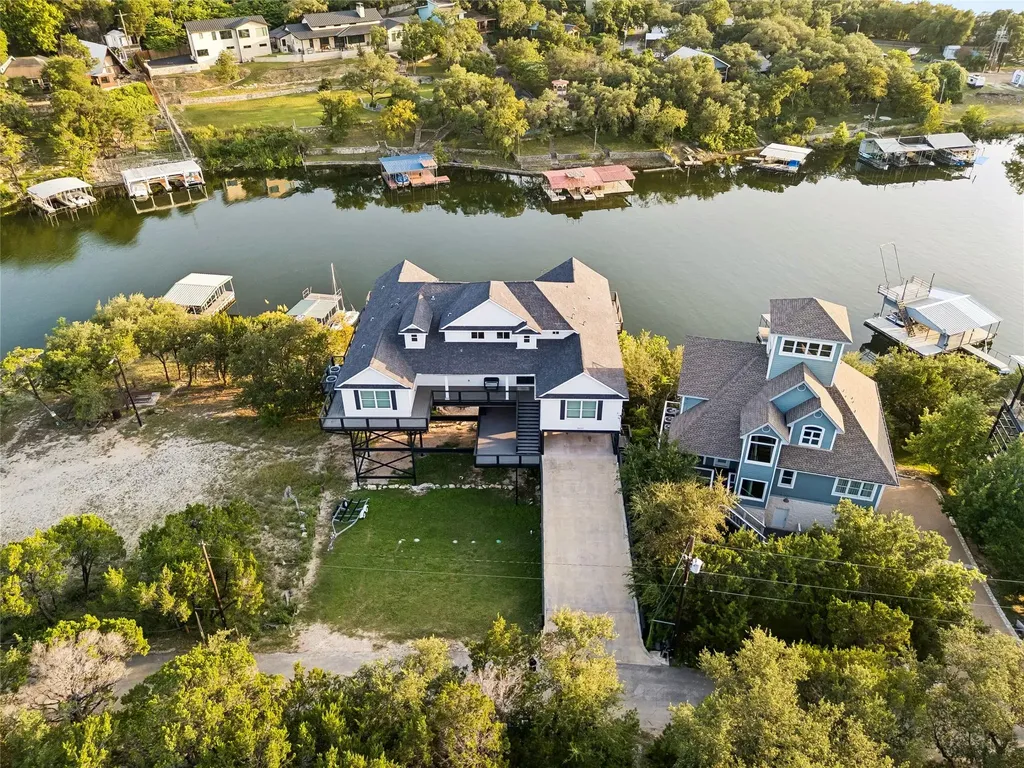 16323 Lake Loop Austin TX 78734