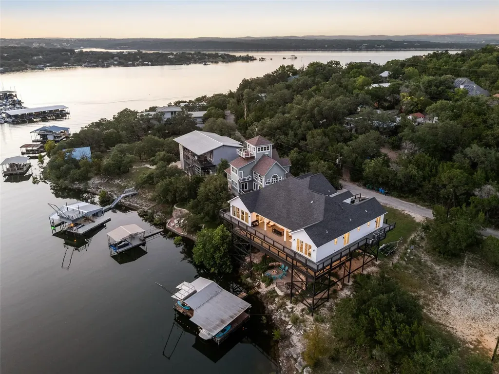 16323 Lake Loop Austin TX 78734