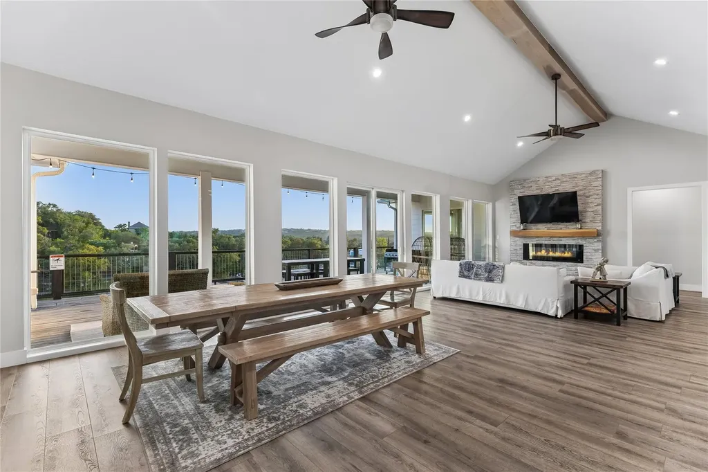 16323 Lake Loop Austin TX 78734