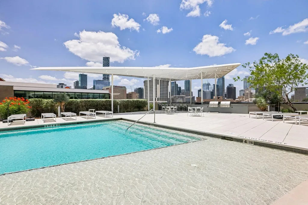 800 Embassy Drive Austin TX 78702