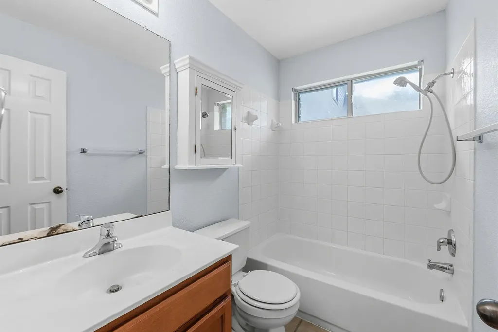 3904 Tapado Canyon Trail Round Rock TX 78681
