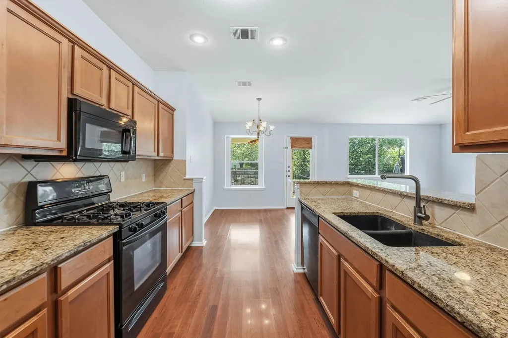3904 Tapado Canyon Trail Round Rock TX 78681