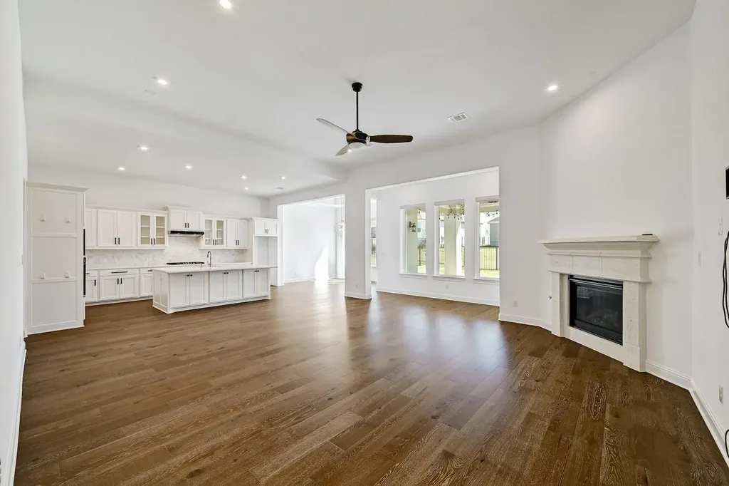 2124 Bel Paese Bend Leander TX 78641