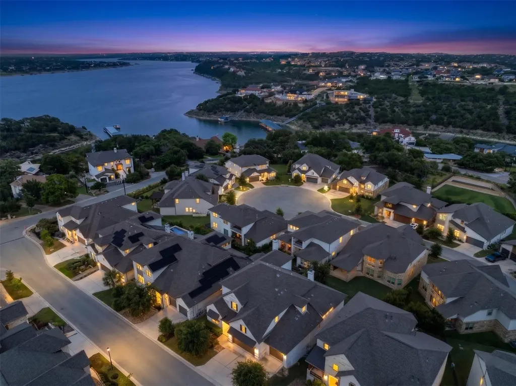 2407 Skywalk Lane Spicewood TX 78669