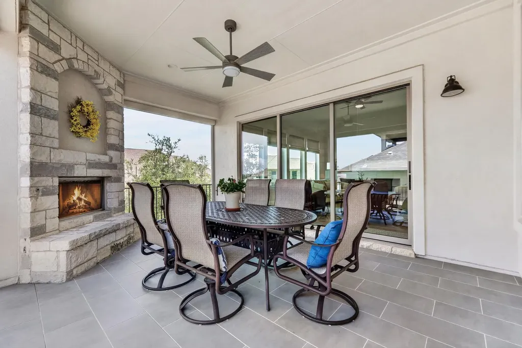 2407 Skywalk Lane Spicewood TX 78669