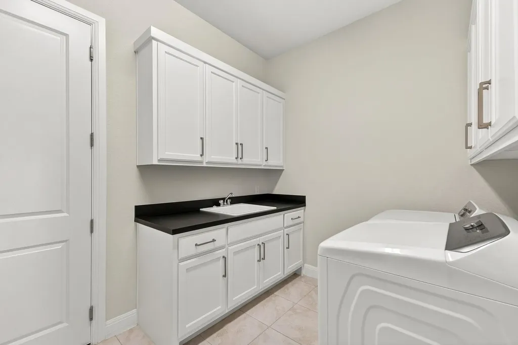 2407 Skywalk Lane Spicewood TX 78669