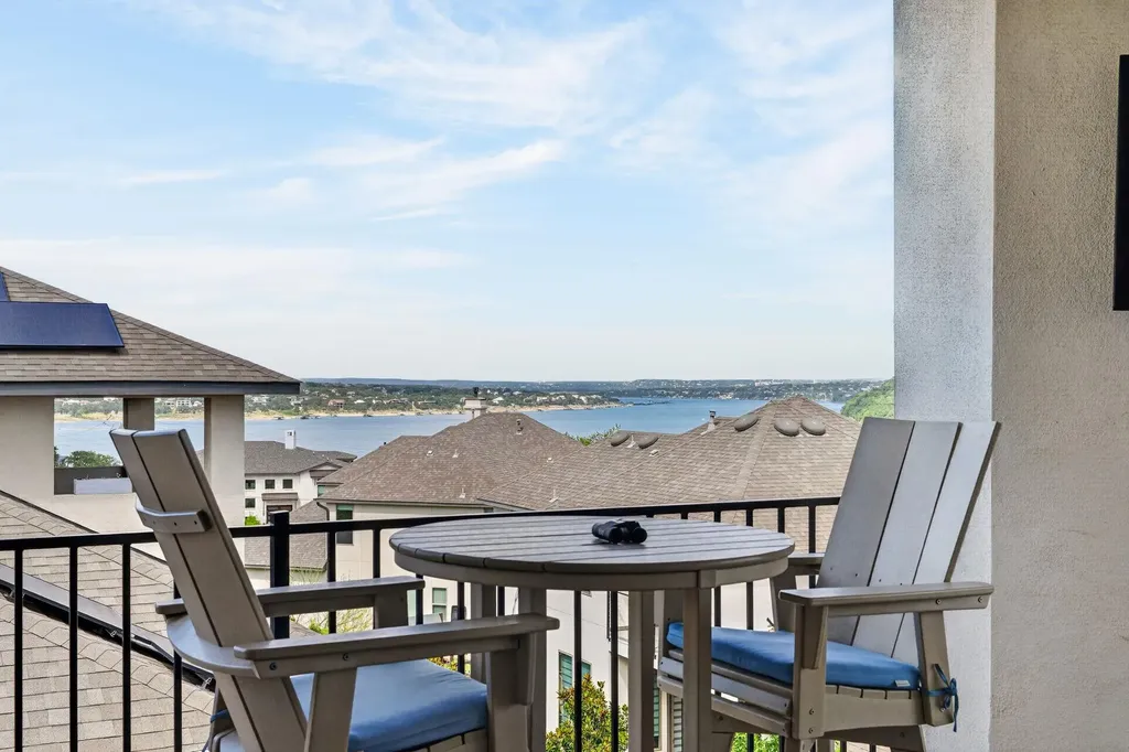 2407 Skywalk Lane Spicewood TX 78669
