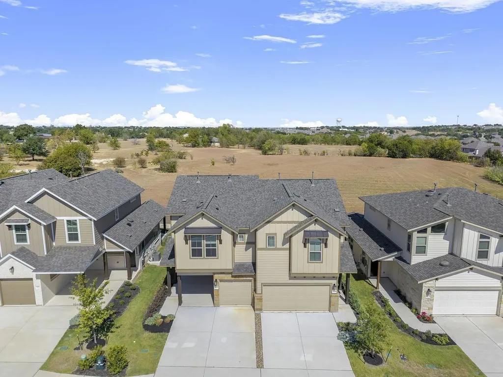 2208B Cornfield Drive Pflugerville TX 78660