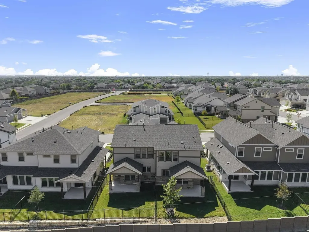 2208B Cornfield Drive Pflugerville TX 78660