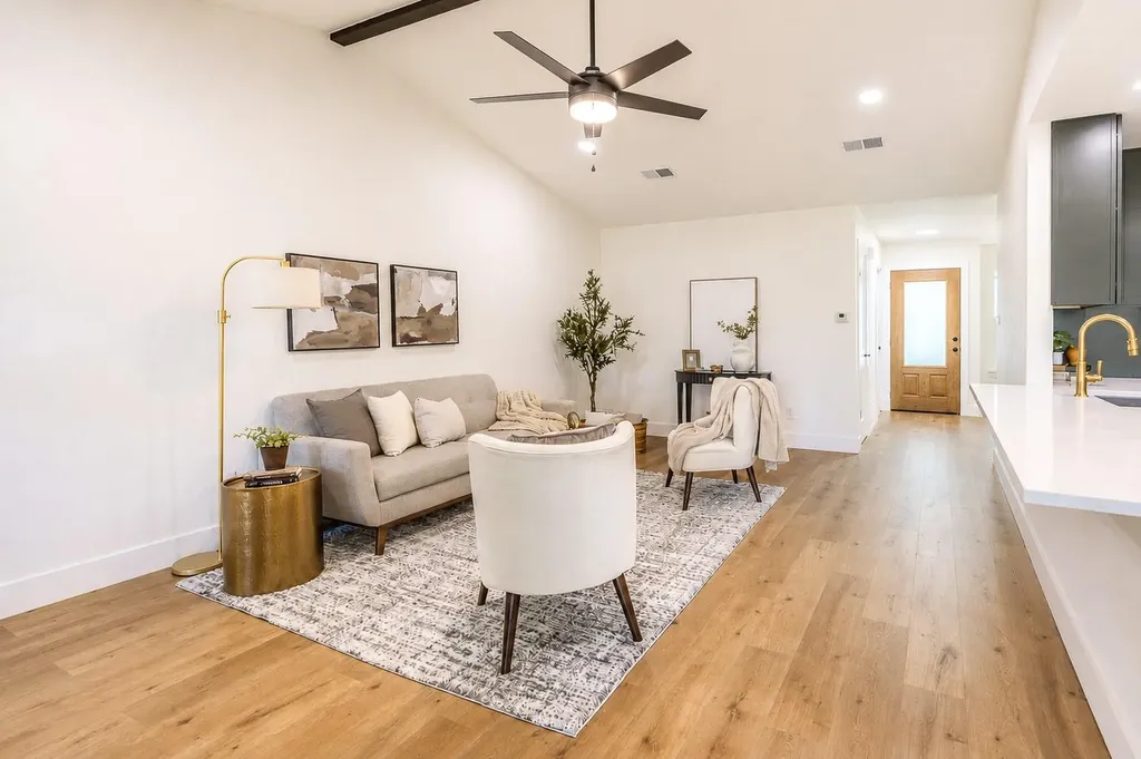 9911 Woodshire Drive Austin TX 78748
