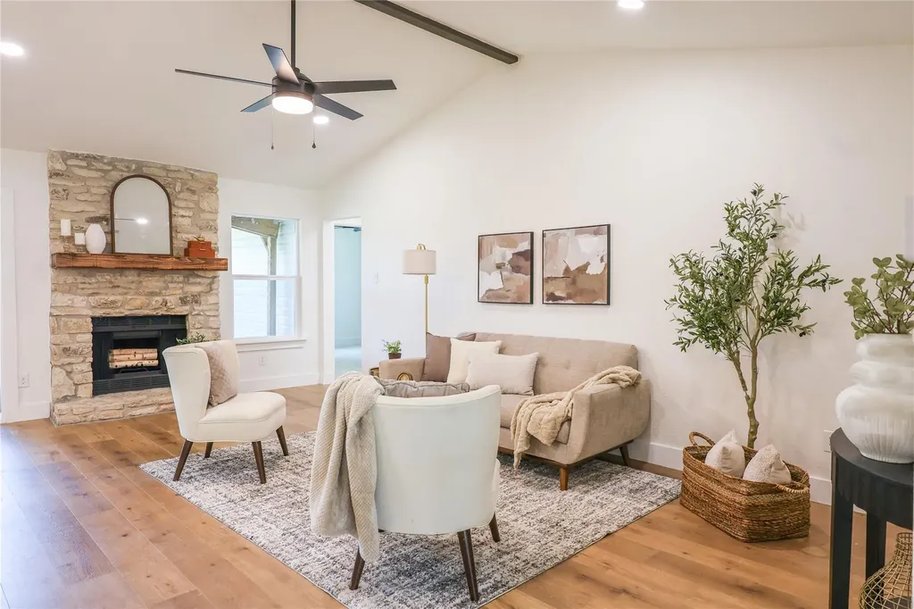 9911 Woodshire Drive Austin TX 78748