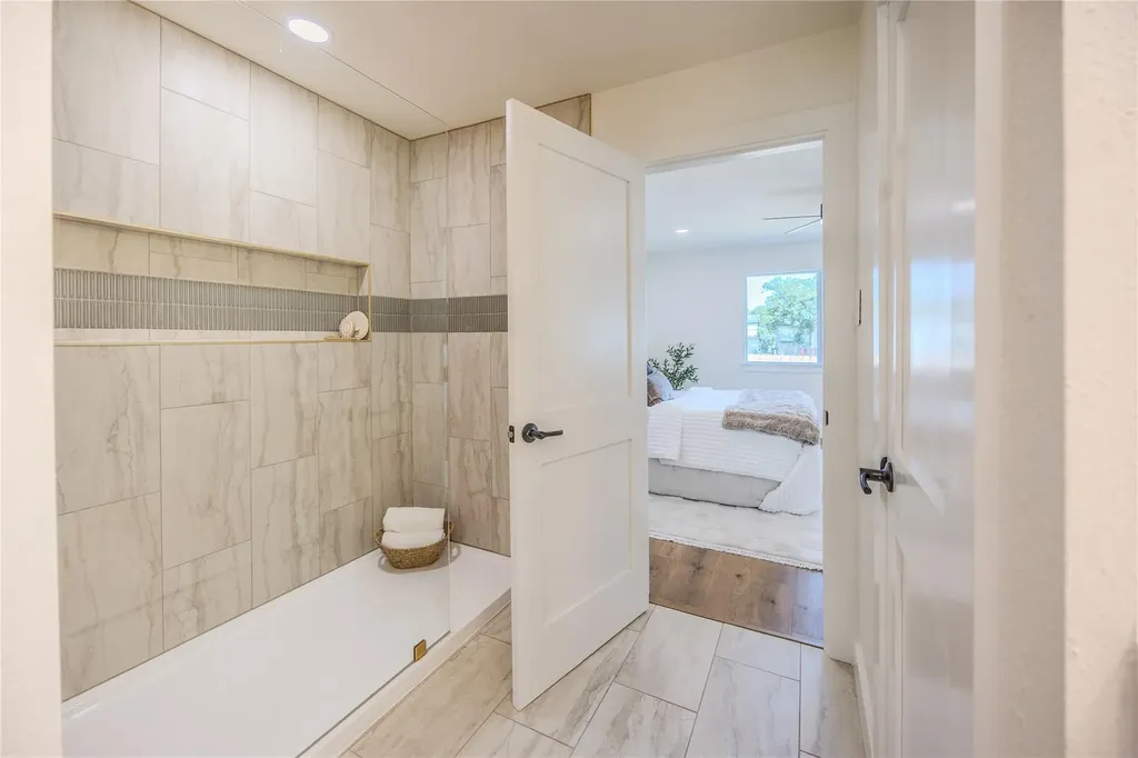 9911 Woodshire Drive Austin TX 78748