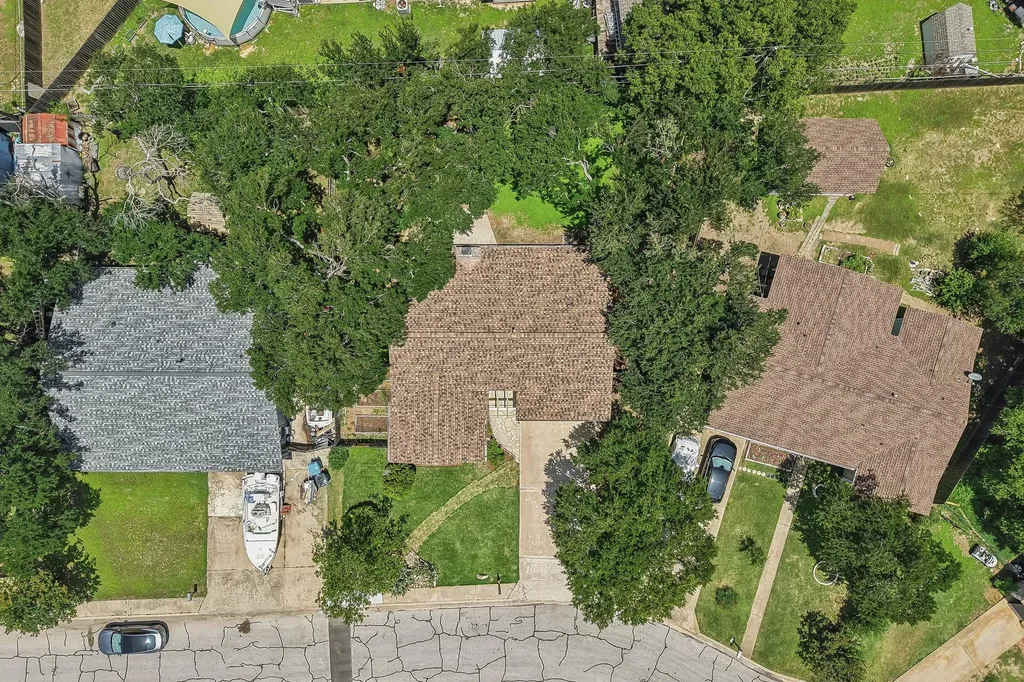 1204 Glen Cove Round Rock TX 78681