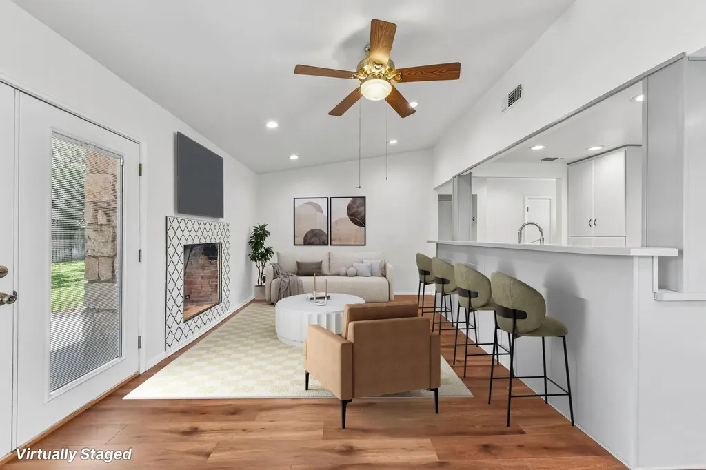 1204 Glen Cove Round Rock TX 78681
