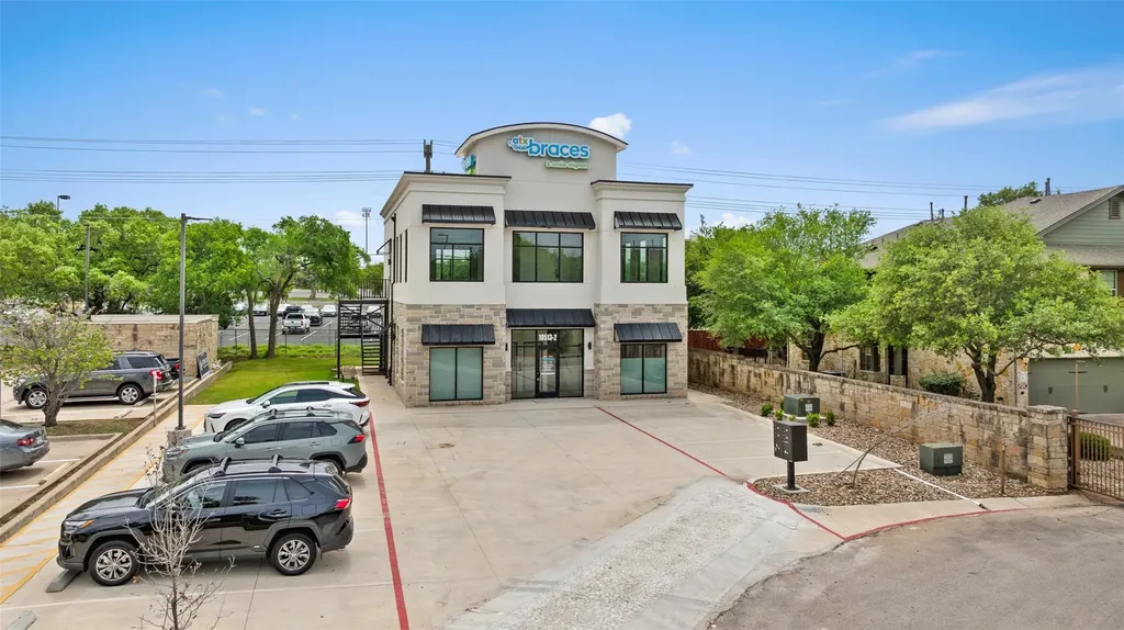 10513 W Parmer Lane Austin TX 78717