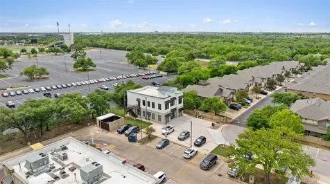 10513 W Parmer Lane Austin TX 78717