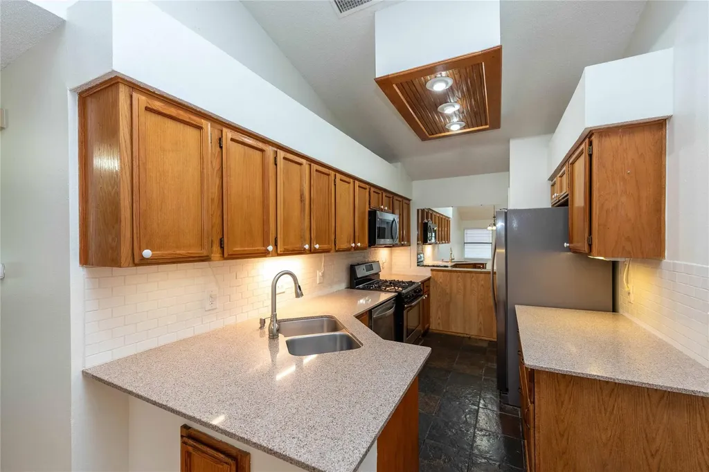 10716 N Platt River Drive Austin TX 78748