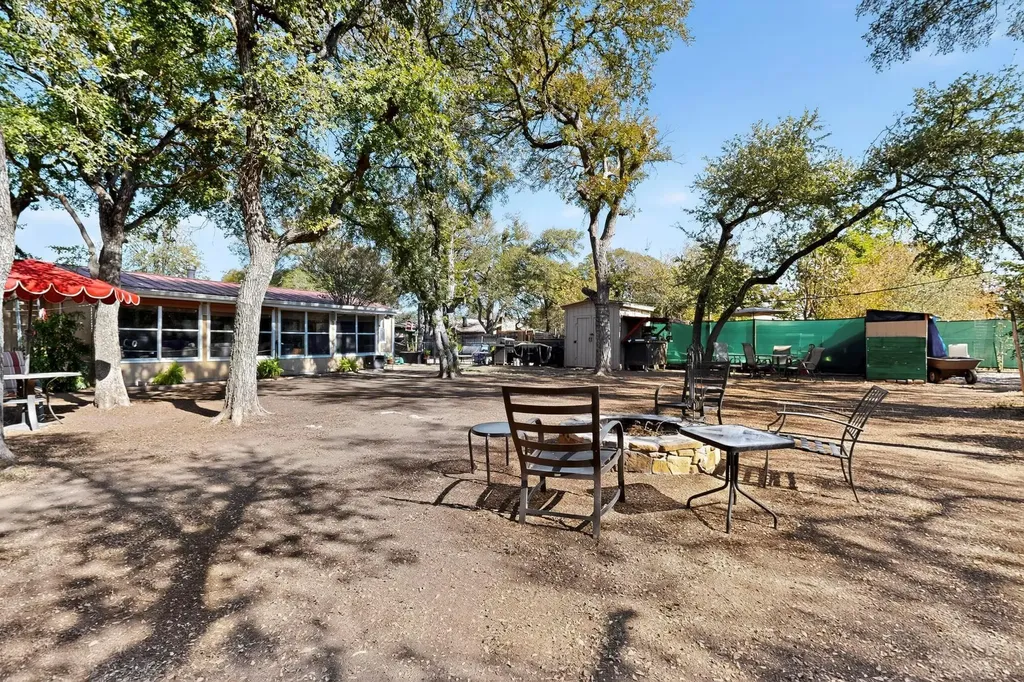 15711 La Hacienda Drive Austin TX 78734