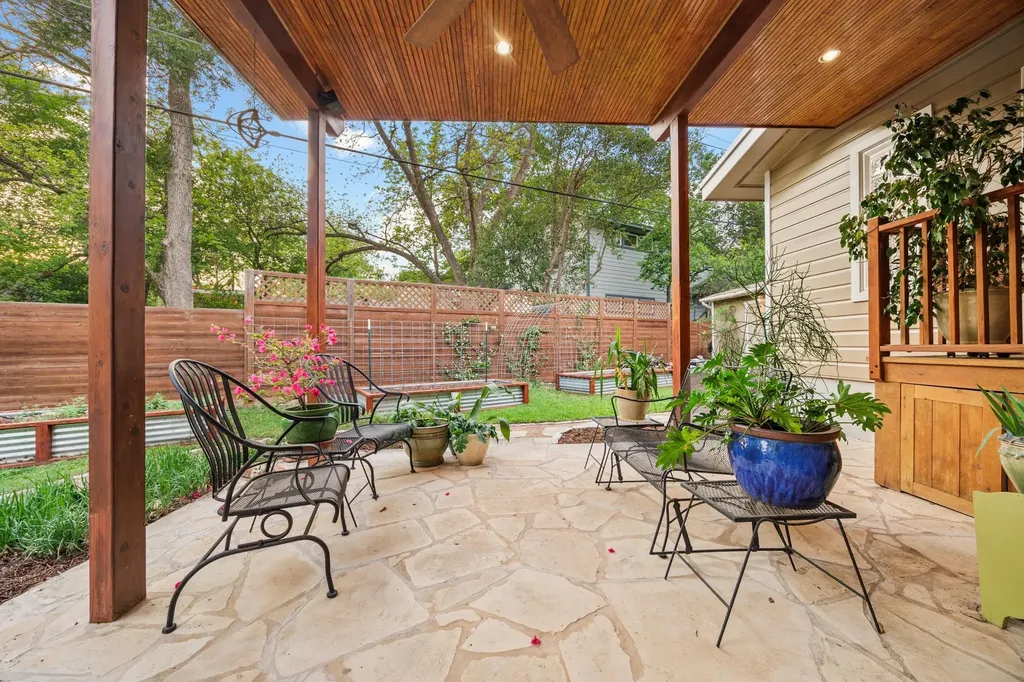2621 W 49th Street Austin TX 78731