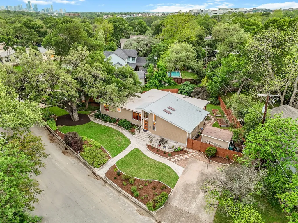 2621 W 49th Street Austin TX 78731