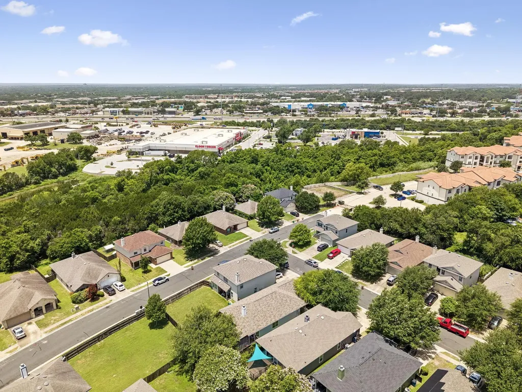 8702 Meridian Oak Lane Austin TX 78744