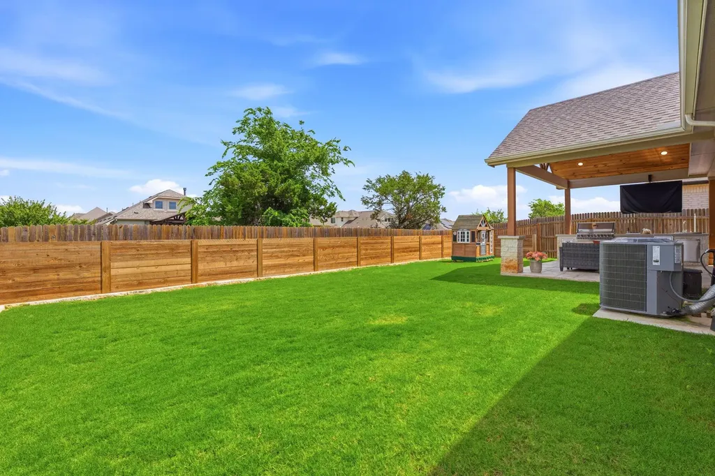 2105 Wildhorse Street Leander TX 78641