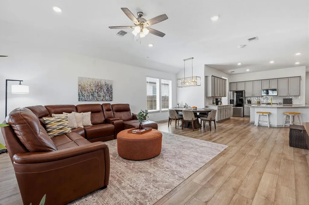 2105 Wildhorse Street Leander TX 78641