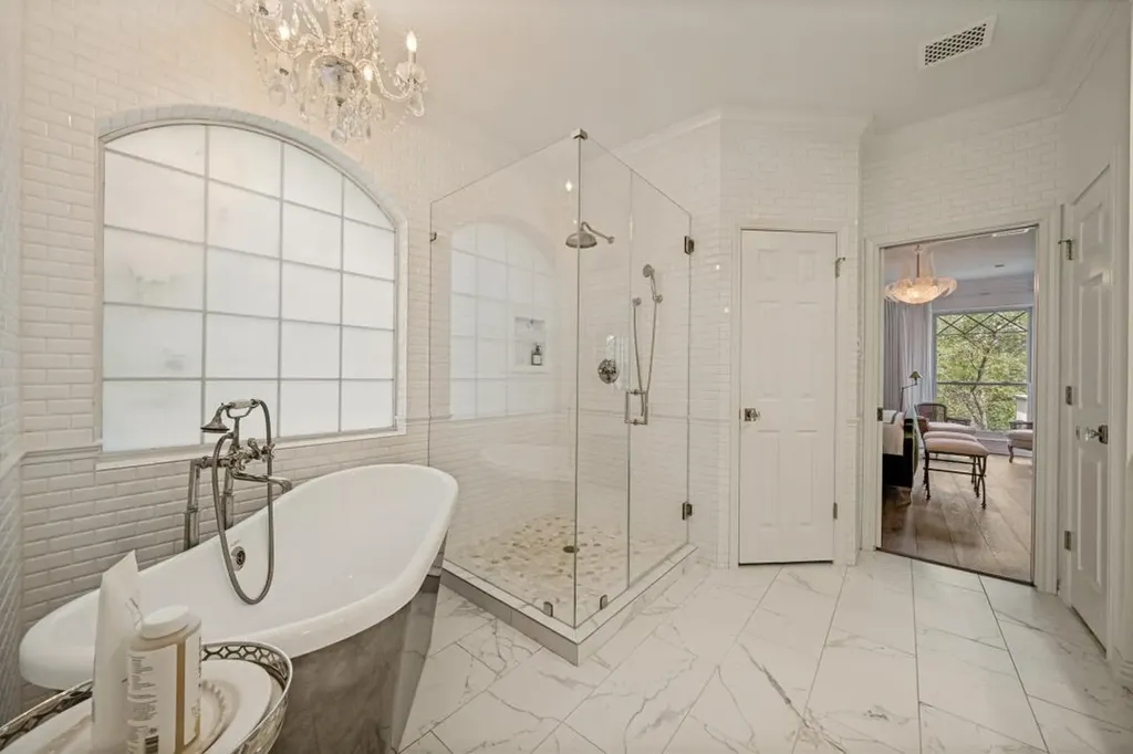 10024 Circleview Drive Austin TX 78733