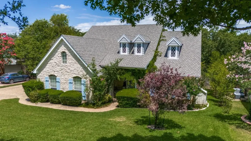 10024 Circleview Drive Austin TX 78733