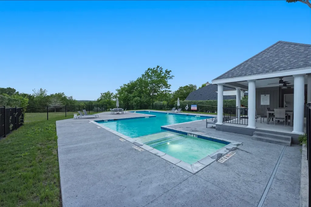 10024 Circleview Drive Austin TX 78733
