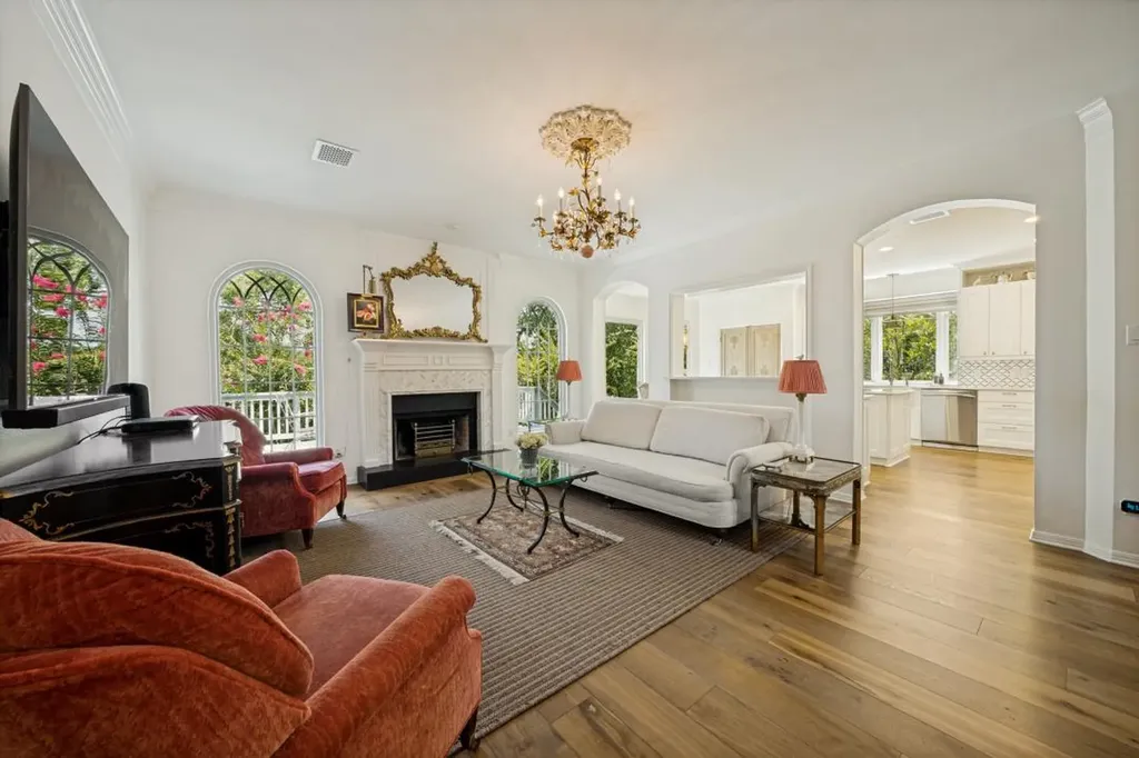 10024 Circleview Drive Austin TX 78733