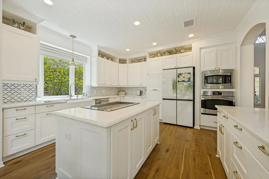10024 Circleview Drive Austin TX 78733