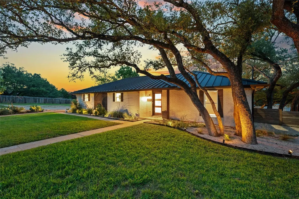 9105 Elm Creek Cove Austin TX 78736