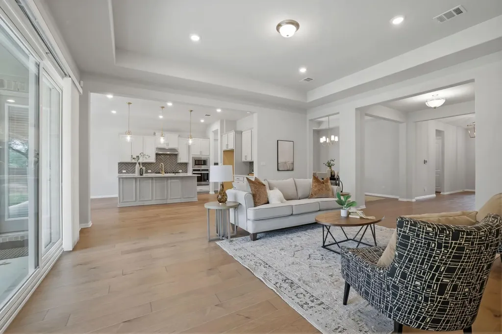 7609 Paruline Drive Austin TX 78738