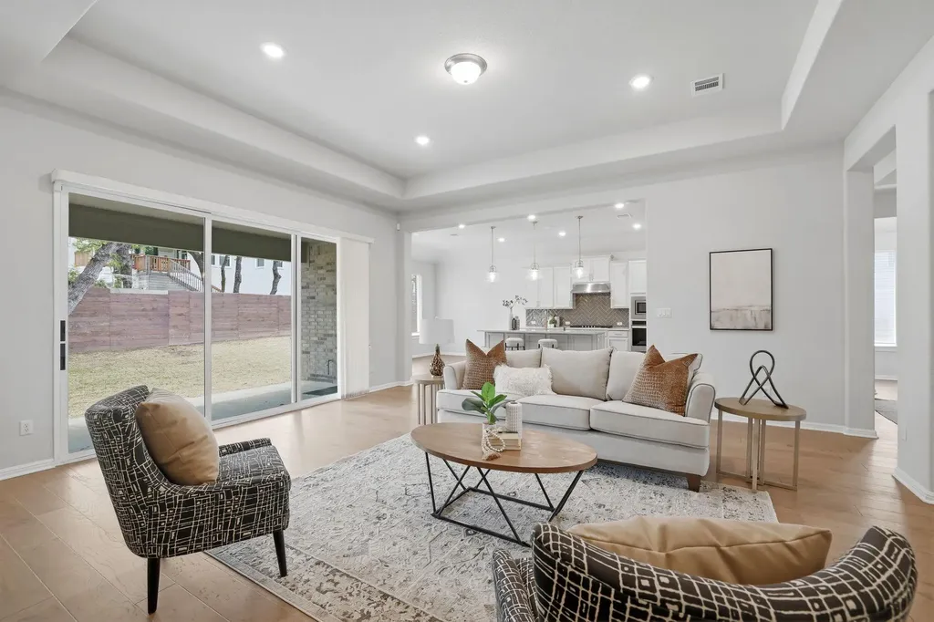 7609 Paruline Drive Austin TX 78738