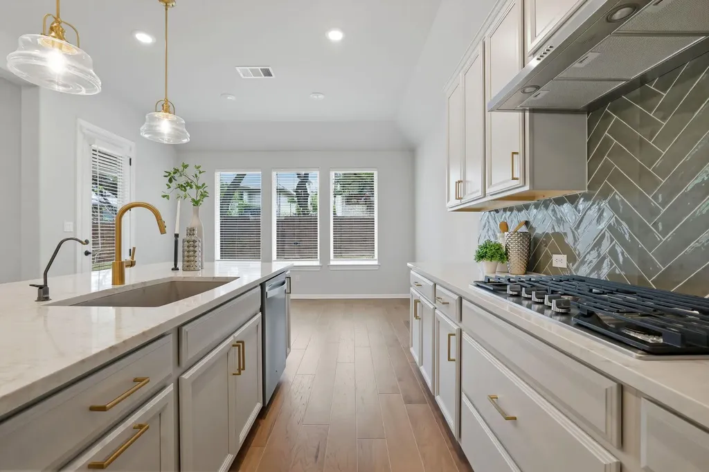 7609 Paruline Drive Austin TX 78738