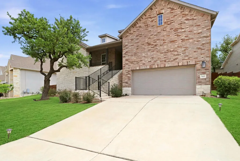 7609 Paruline Drive Austin TX 78738