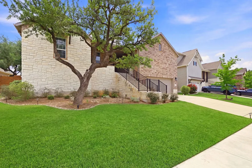 7609 Paruline Drive Austin TX 78738