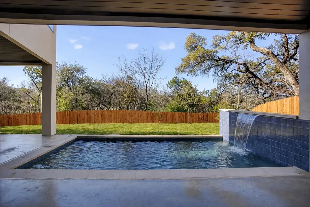 434 Brady Lane West Lake Hills TX 78746