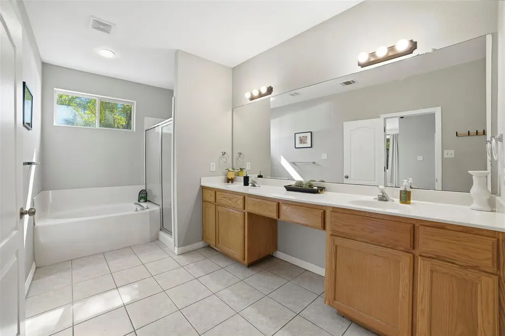 409 E Austin Avenue Round Rock TX 78664