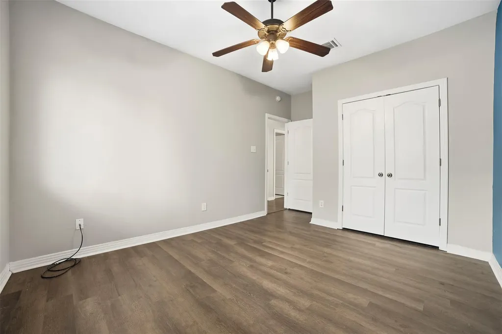 409 E Austin Avenue Round Rock TX 78664