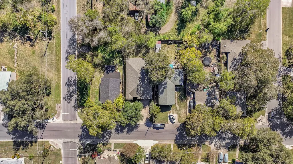 409 E Austin Avenue Round Rock TX 78664