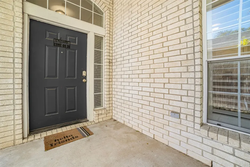 409 E Austin Avenue Round Rock TX 78664