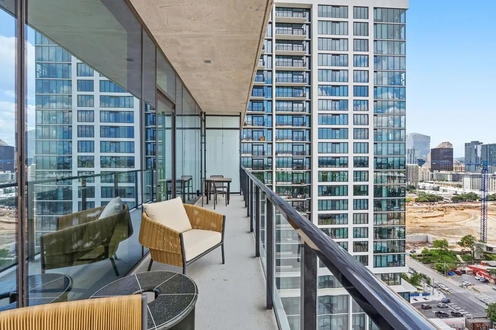 610 Davis Street Austin TX 78701