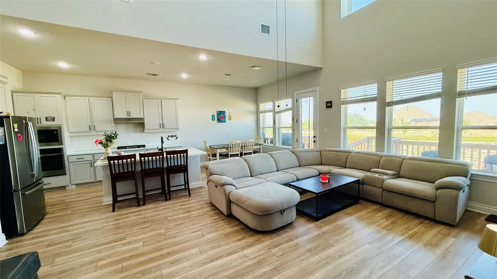 1304 Snowdrop Drive Georgetown TX 78628
