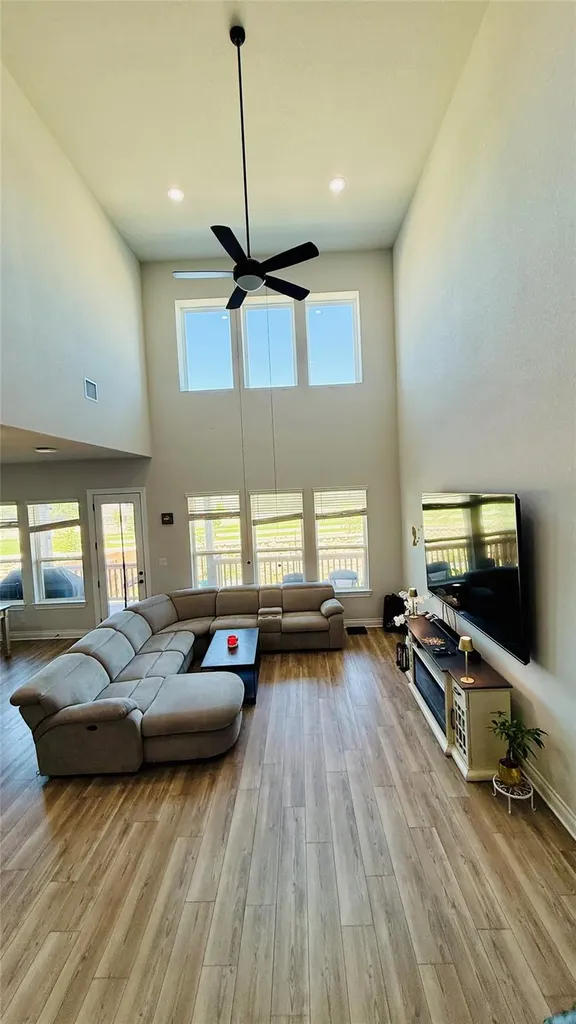 1304 Snowdrop Drive Georgetown TX 78628