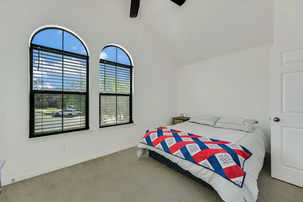 128 W Adelanta Place Round Rock TX 78681